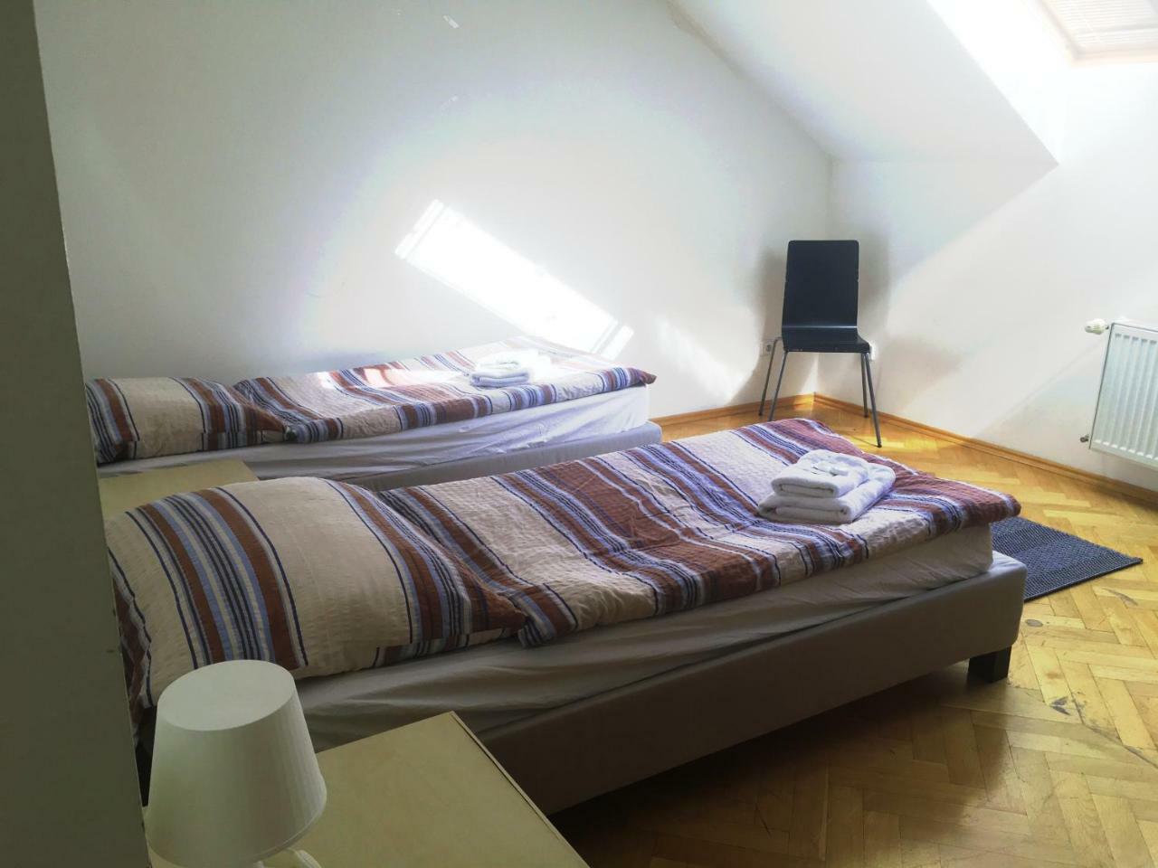 פראג Residence Kostnicke Square מראה חיצוני תמונה
