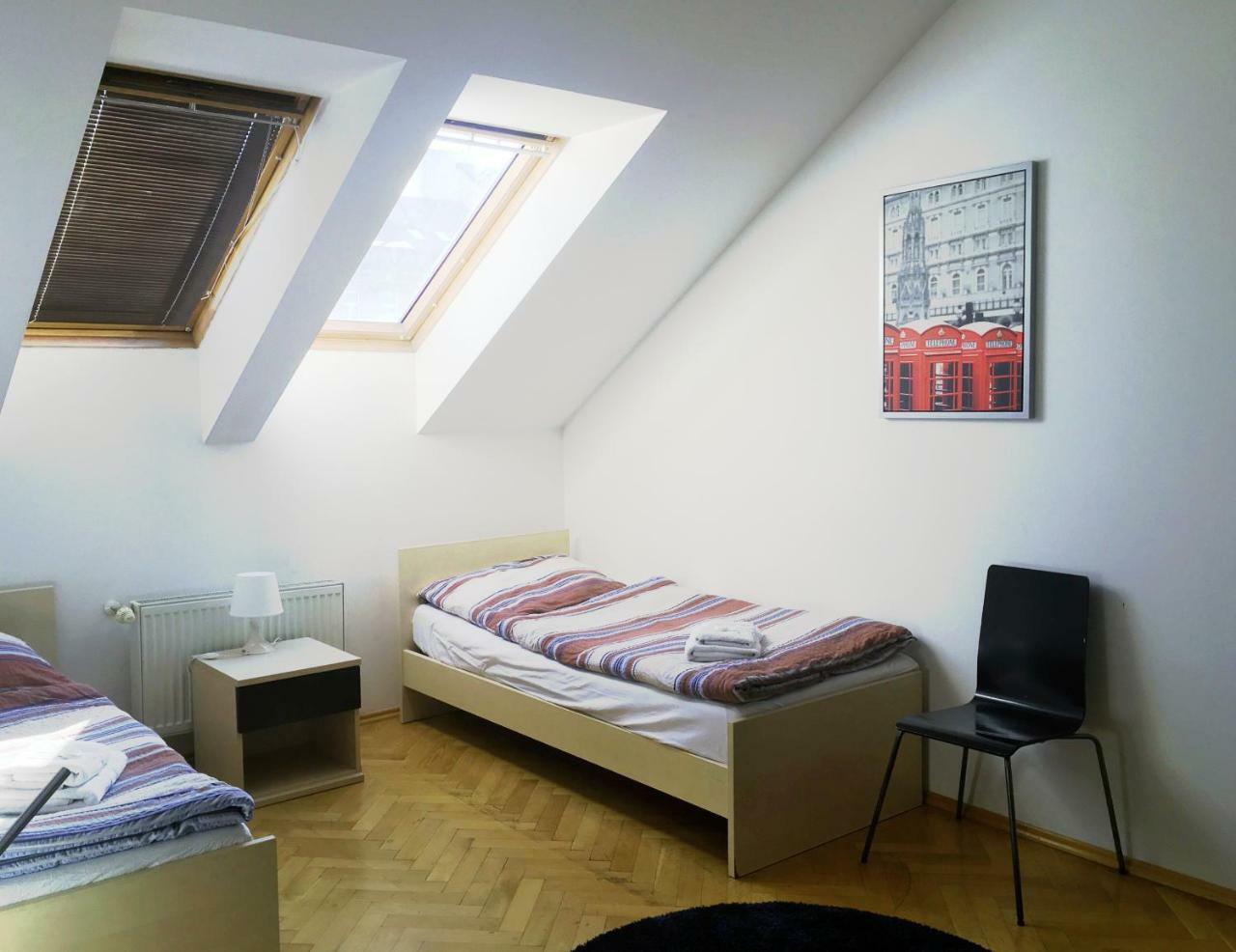 פראג Residence Kostnicke Square מראה חיצוני תמונה