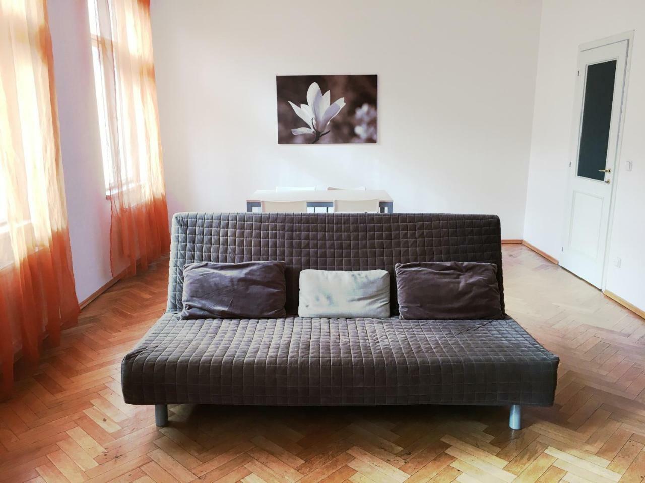פראג Residence Kostnicke Square מראה חיצוני תמונה