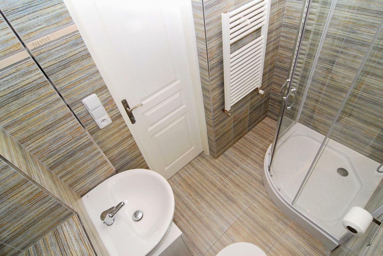 פראג Residence Kostnicke Square מראה חיצוני תמונה